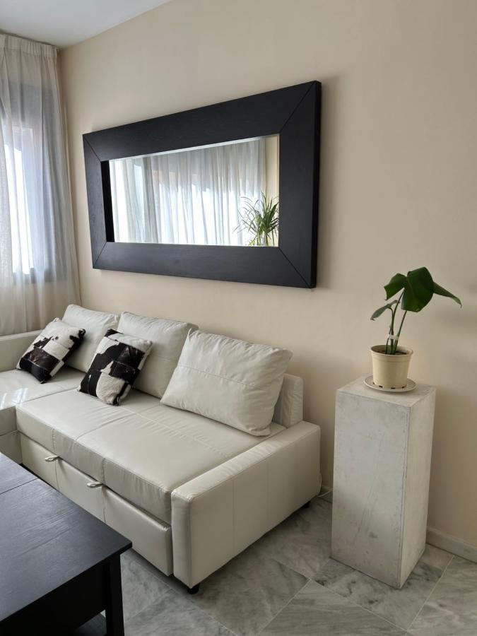 Ferienwohnung Atico Triana Con Piscina Privada Sevilla Exterior foto